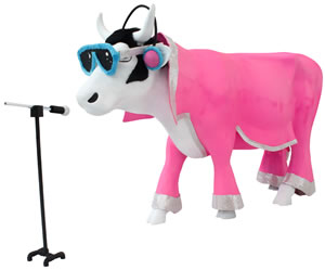 Primera gran subasta del CowParade Perú