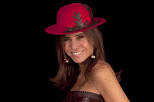 Jean Paul Strauss, Bartola y Julie Freundt le cantan a mamá