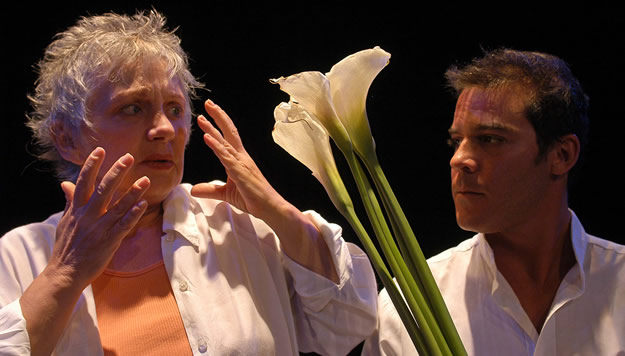 Los-ojos-abiertos-de-ella