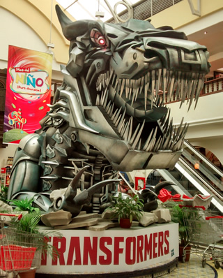 Grimlock-Plaza-Lima-Sur