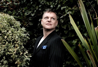 Andy Bell invita a fans peruanos a su concierto en Lima